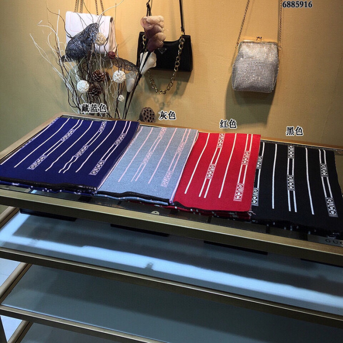 guc scarf