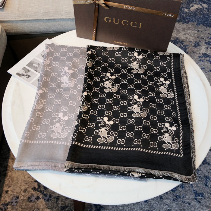 guc scarf