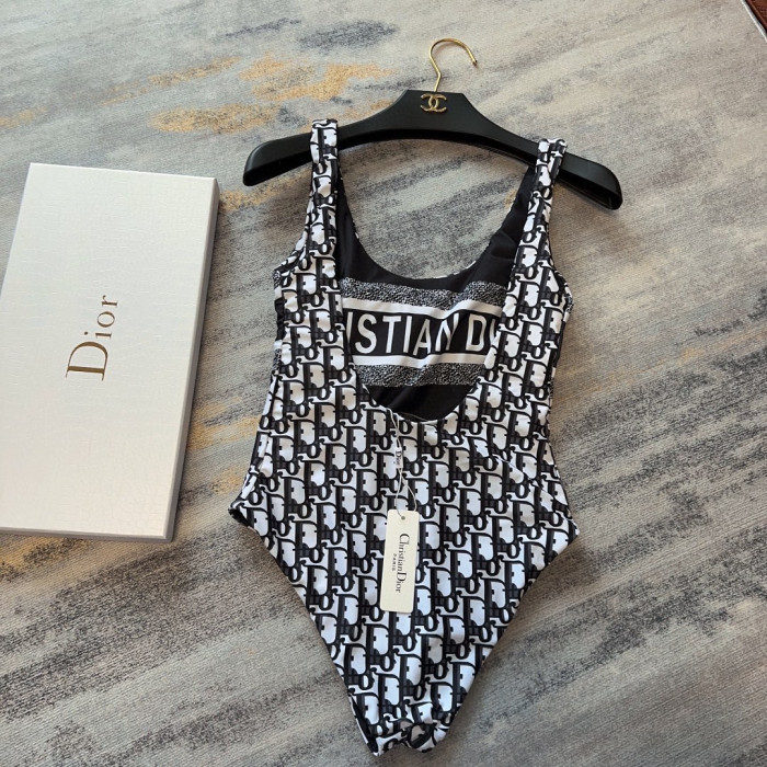 d1or swimsuit