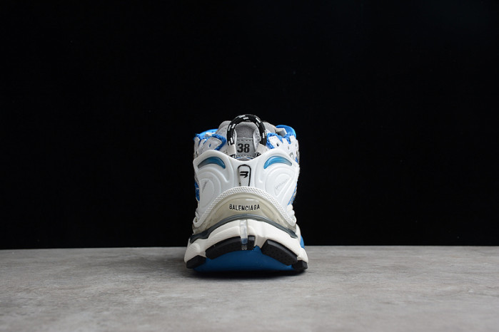 bl runner trainers sneakers