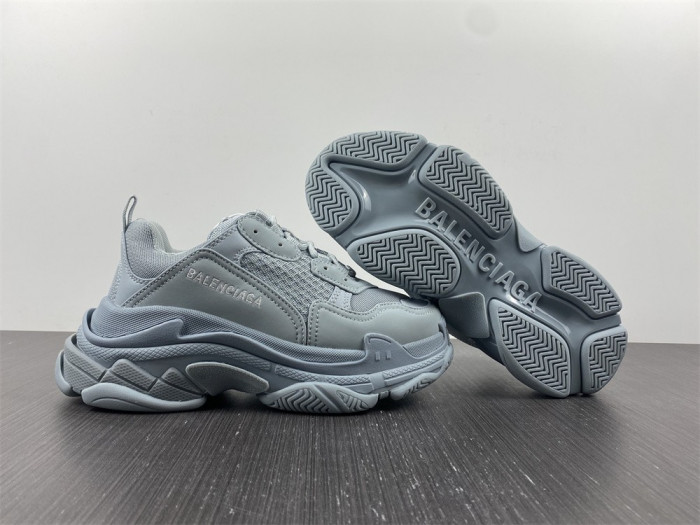 bl triple s trainers sneakers 22061001