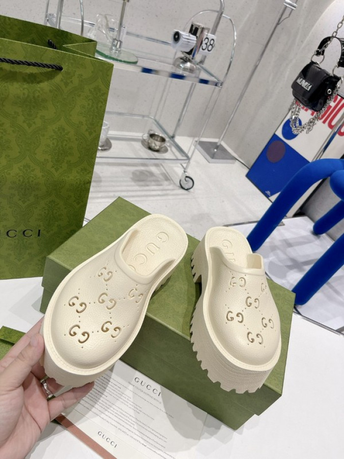guc sandal