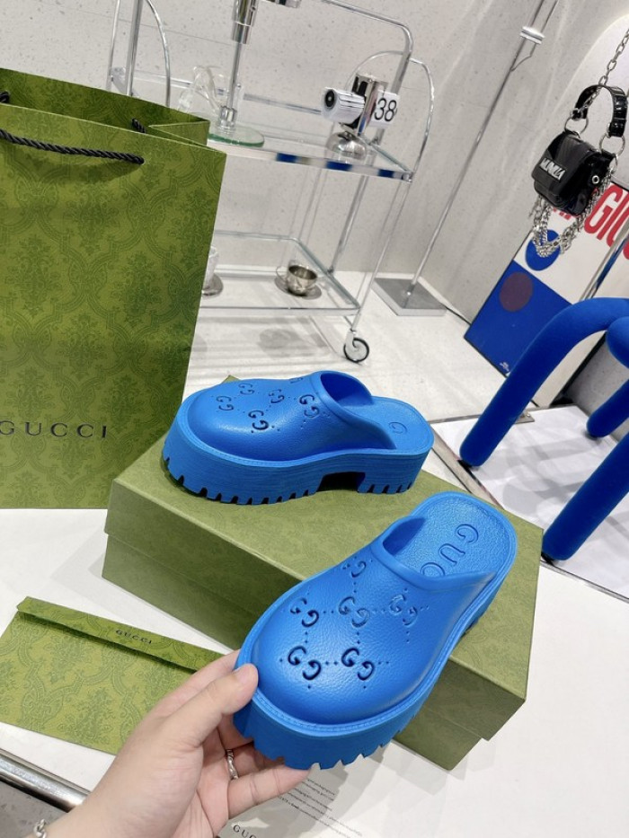 guc sandal
