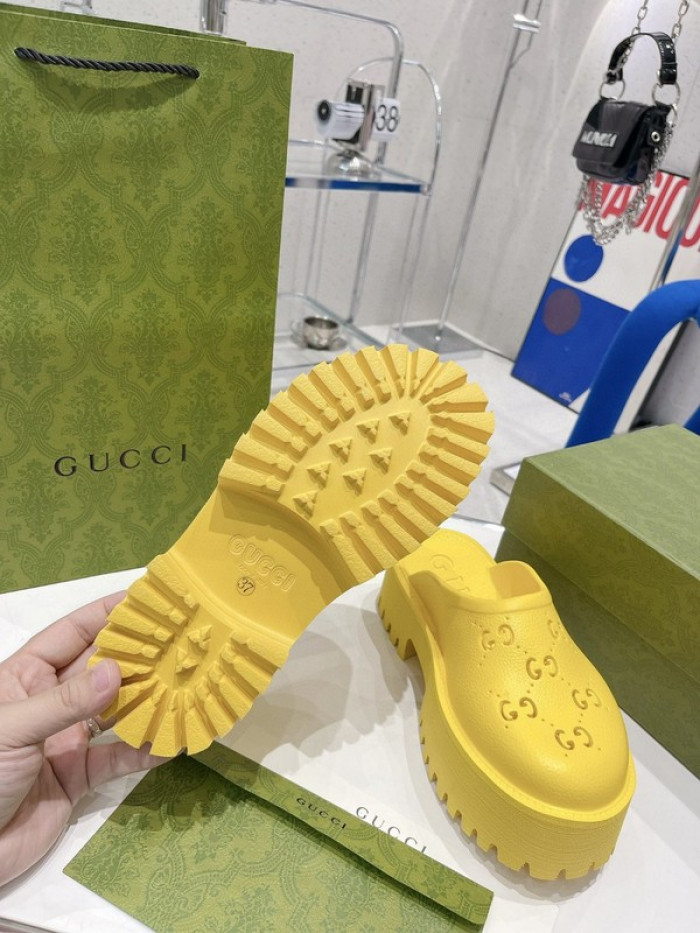 guc sandal