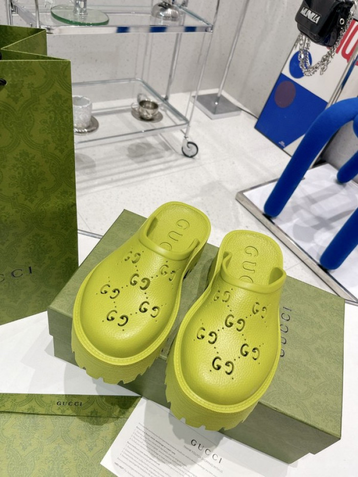 guc sandal
