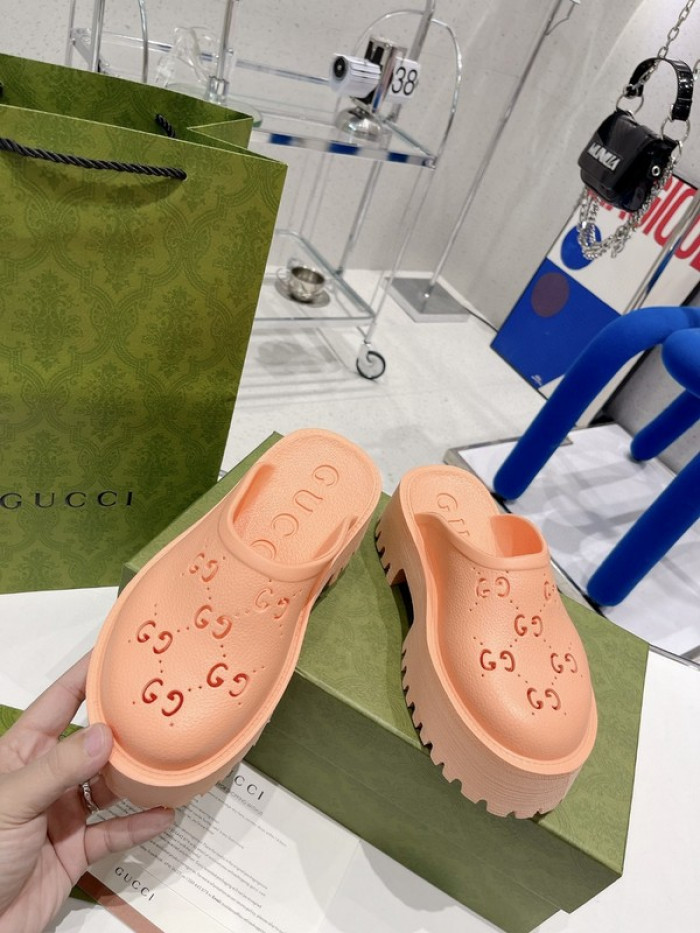 guc sandal