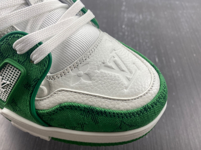 lovt sneaker
