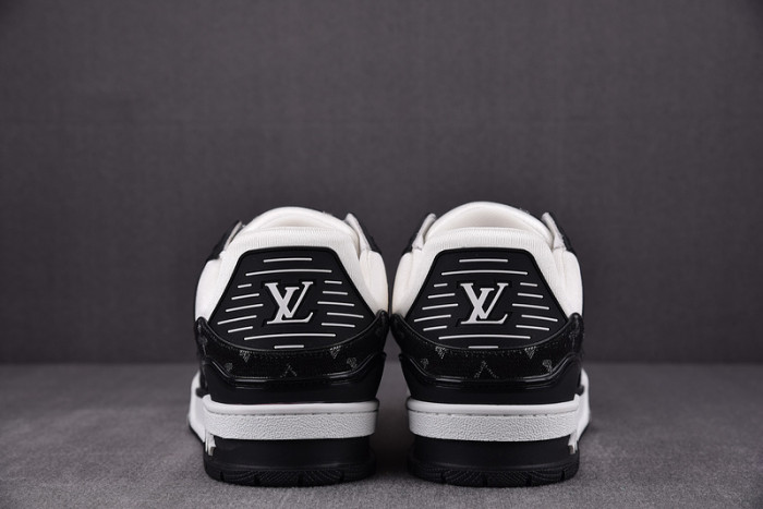 lovt sneaker