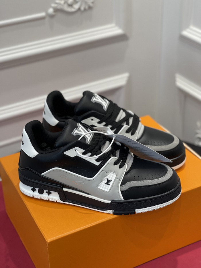 lovt sneaker