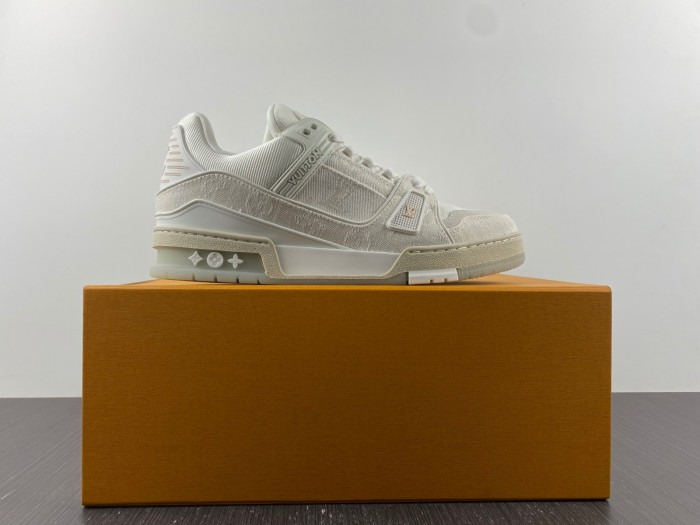 lovt sneaker