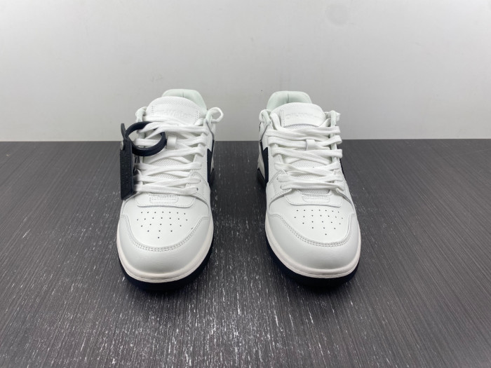 ofw out of office low-top leather sneakers 221008006