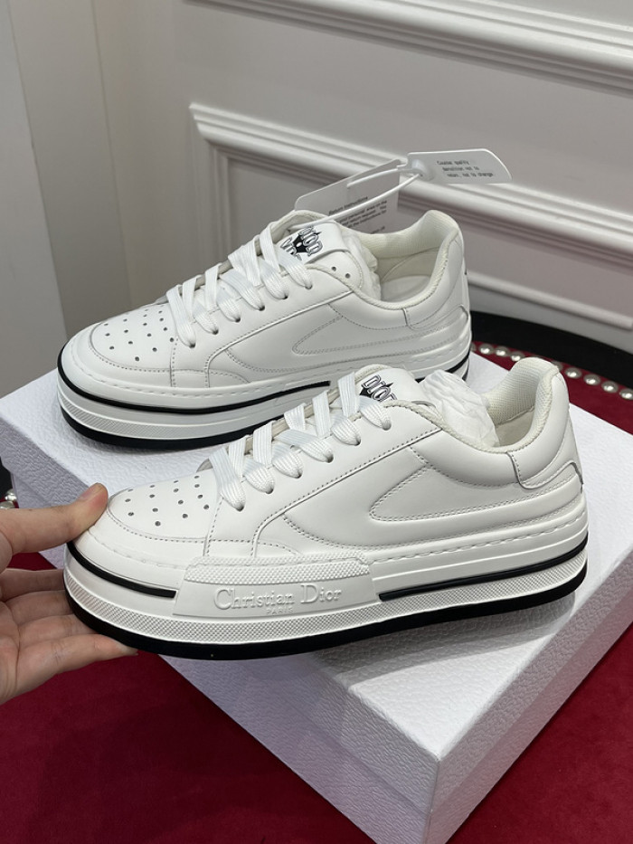 dr trainer sneaker