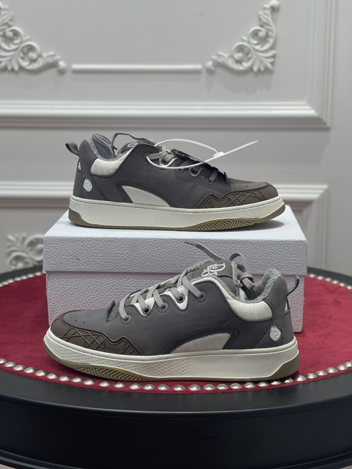 dr trainer sneaker