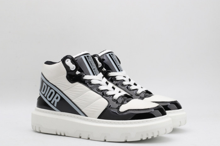 dr trainer sneaker