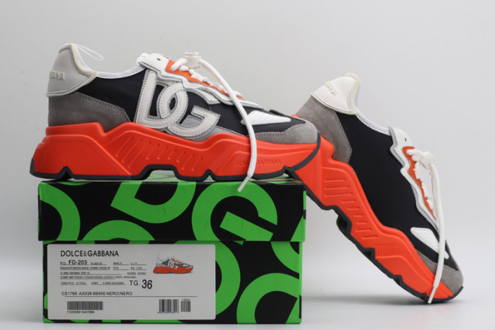 dg sneaker