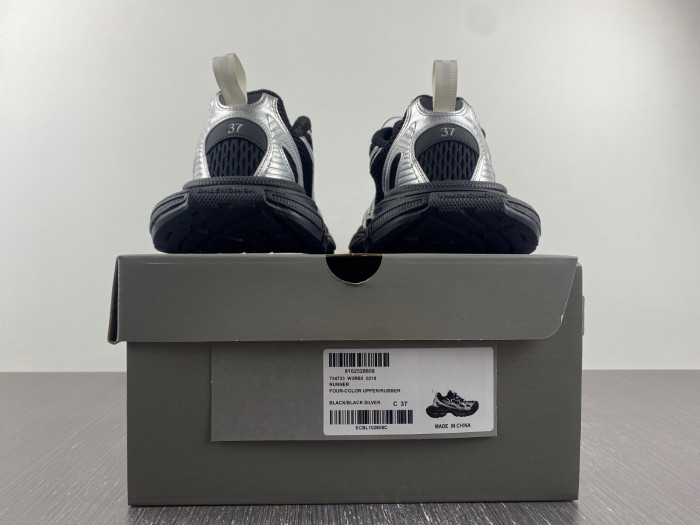 bl 3xl sneaker