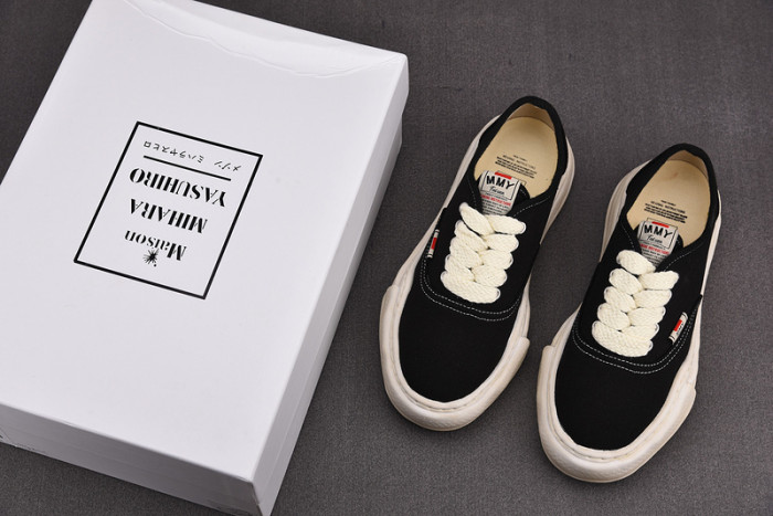 maison mihara yasuhiro sneaker