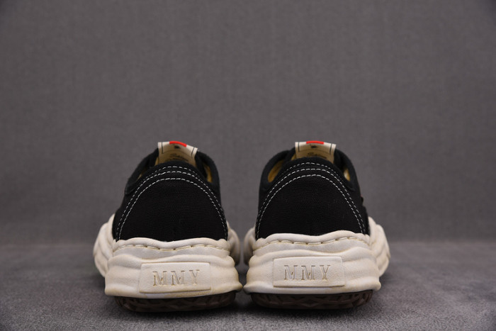 maison mihara yasuhiro sneaker
