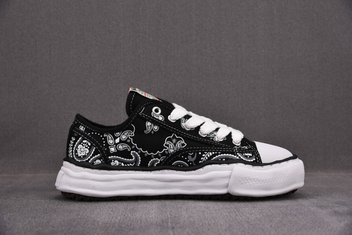 maison mihara yasuhiro sneaker