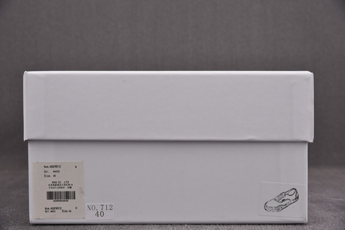 maison mihara yasuhiro sneaker