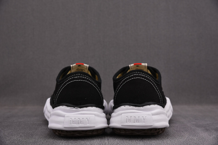 maison mihara yasuhiro sneaker
