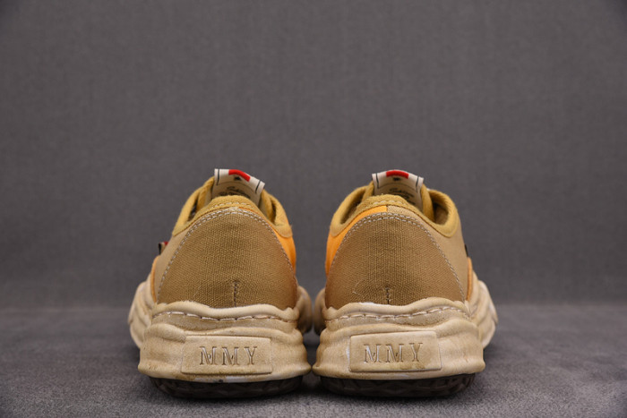 maison mihara yasuhiro sneaker
