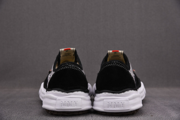 maison mihara yasuhiro sneaker