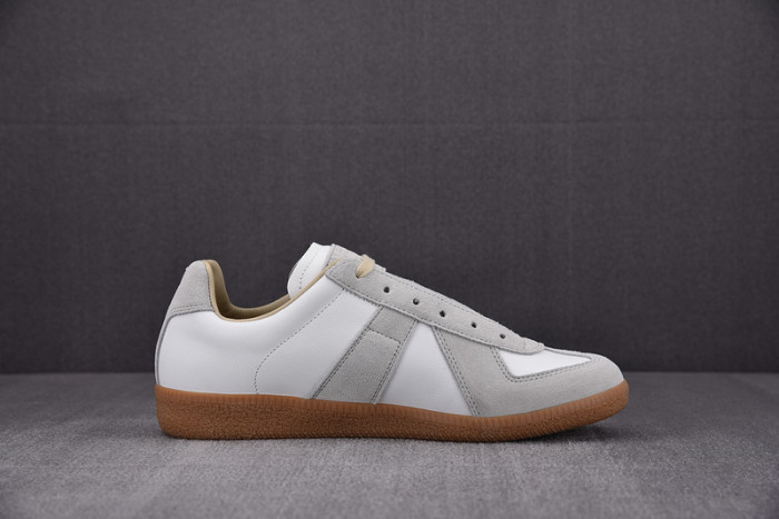 maison mihara yasuhiro sneaker