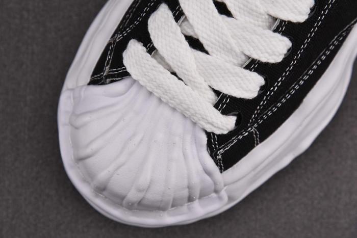 maison mihara yasuhiro sneaker