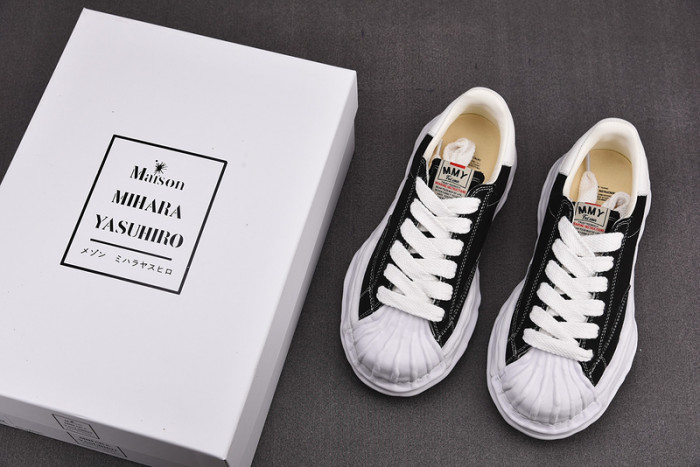 maison mihara yasuhiro sneaker