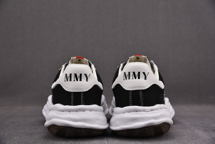 maison mihara yasuhiro sneaker
