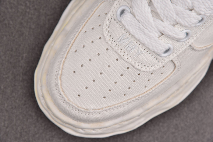 maison mihara yasuhiro sneaker
