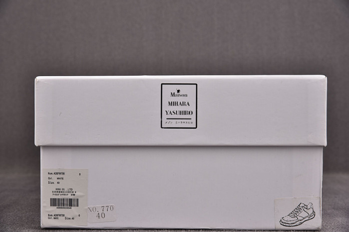 maison mihara yasuhiro sneaker