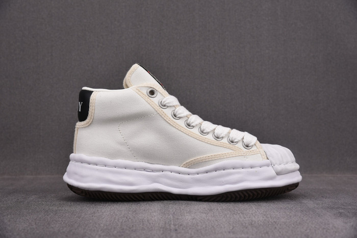 maison mihara yasuhiro sneaker