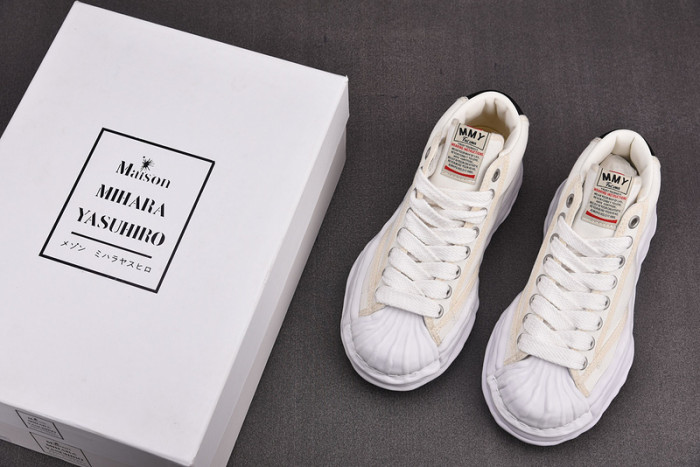 maison mihara yasuhiro sneaker