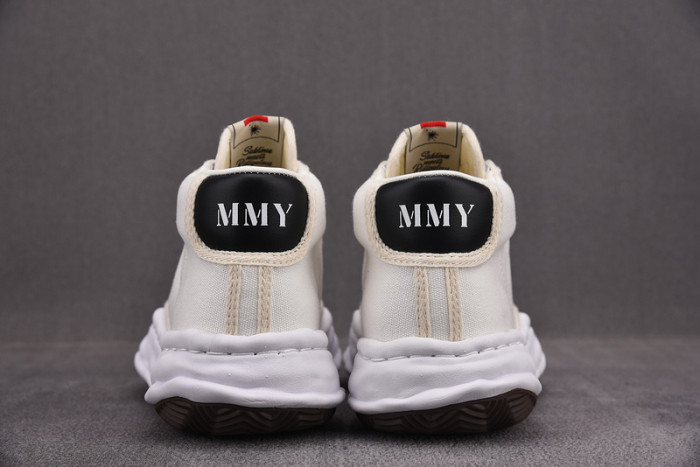 maison mihara yasuhiro sneaker