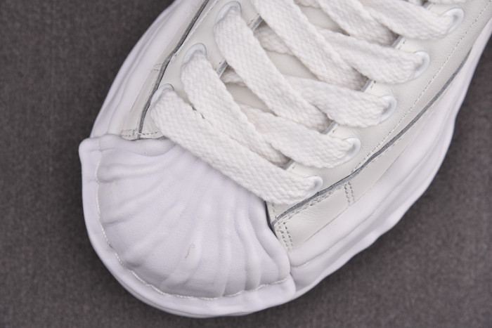 maison mihara yasuhiro sneaker