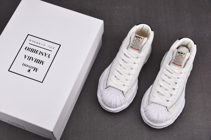 maison mihara yasuhiro sneaker