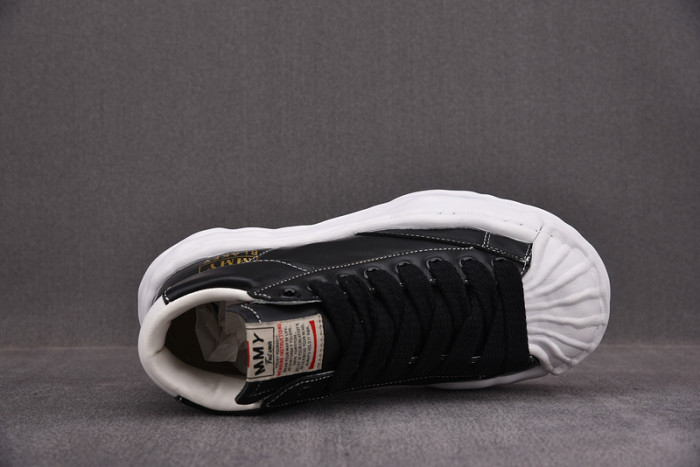 maison mihara yasuhiro sneaker