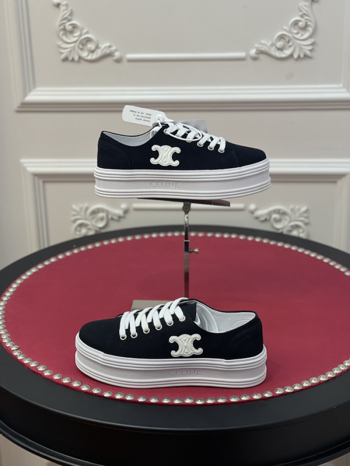 clin sneaker