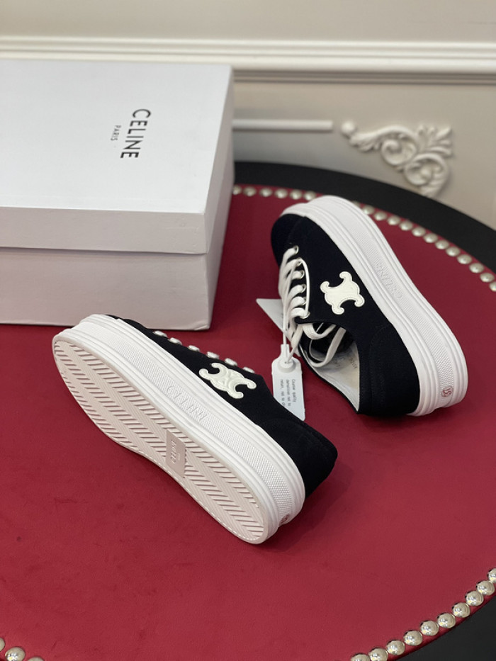 clin sneaker