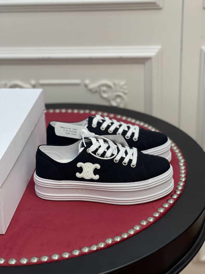 clin sneaker