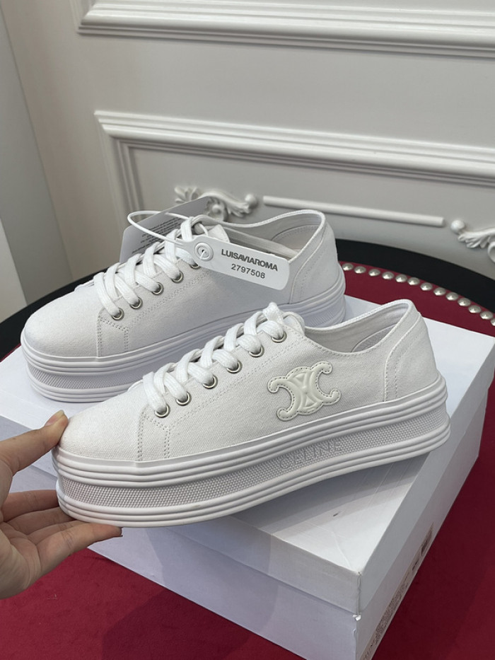 clin sneaker