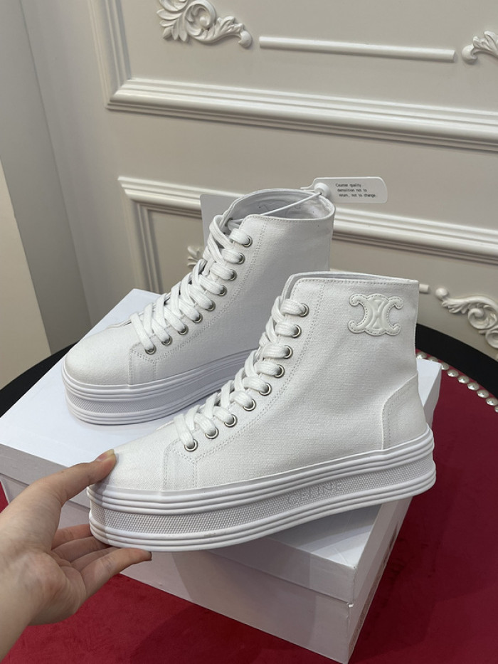 clin sneaker