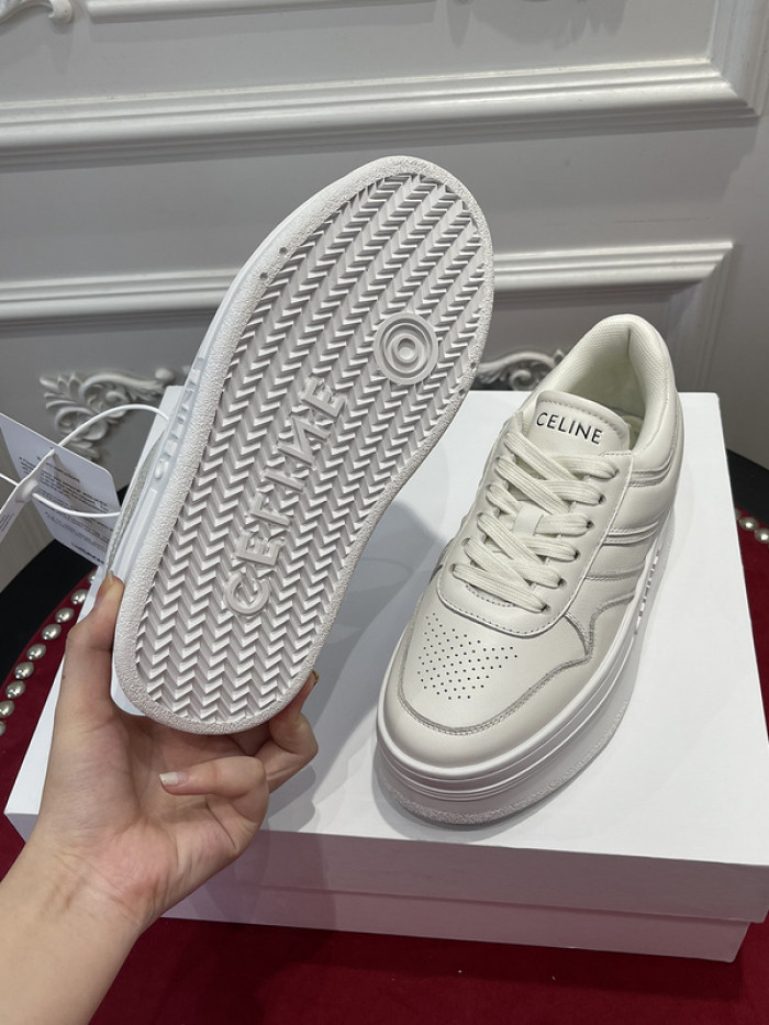 clin sneaker