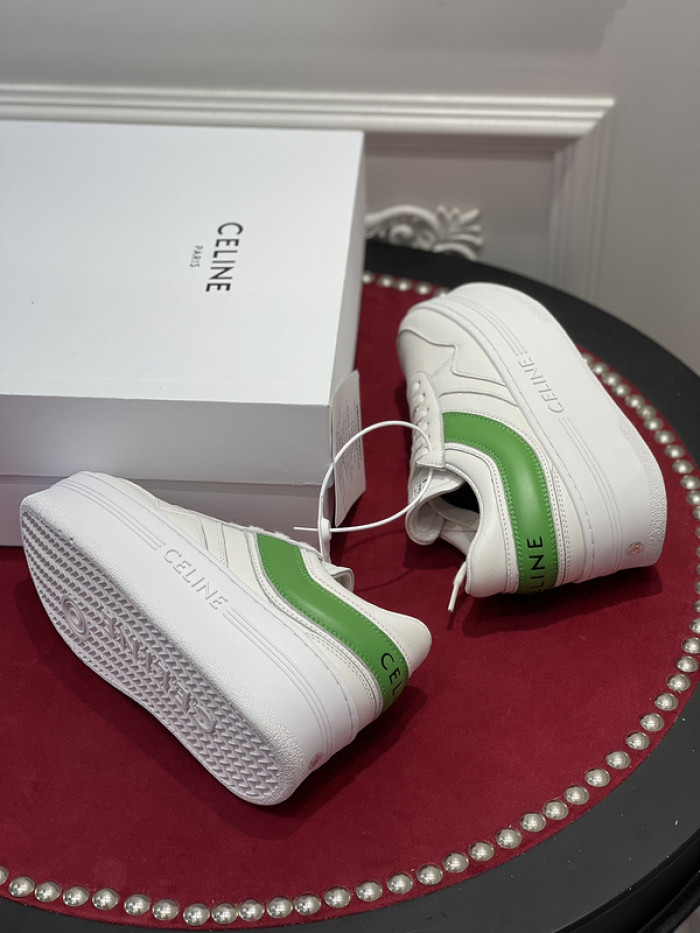 clin sneaker