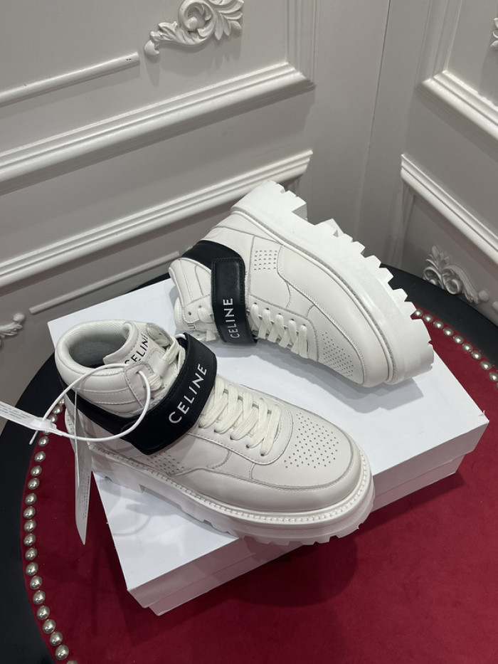 clin sneaker