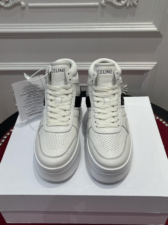 clin sneaker