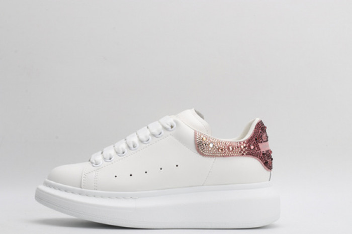 alex mcqu sneakers