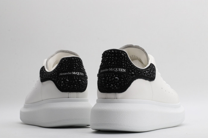 alex mcqu sneakers